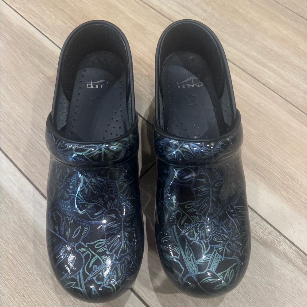 Dansko Black and Blue Leaf Patterned Clogs (size 39)